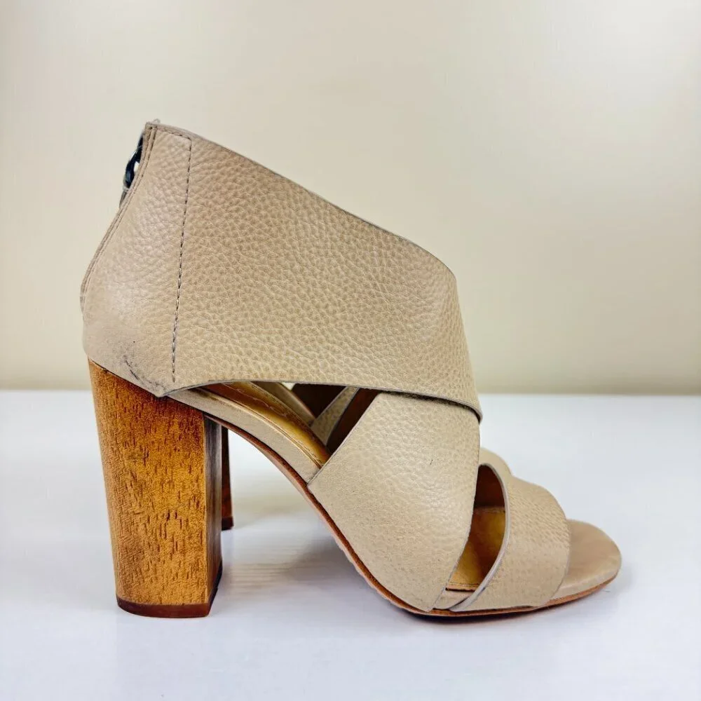 EUC Splendid Danett Cross Strap Pebbled Leather Sandals Black Heel